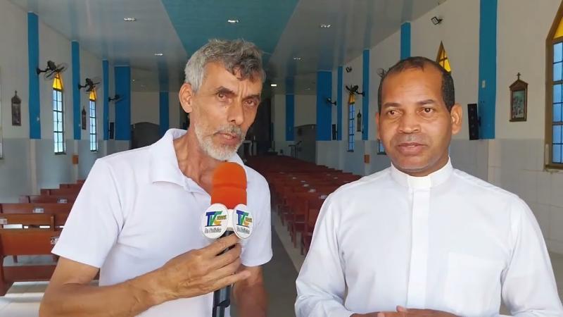 Entrevista com o padre Fabio de Guarinos 