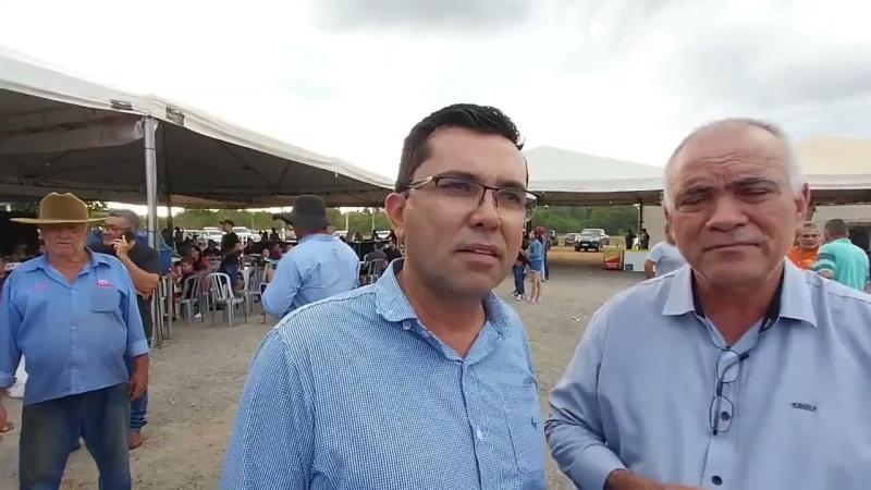 Entrevista com o prefeito eleito juntamente com o ex-prefeito de São Luiz do Norte 