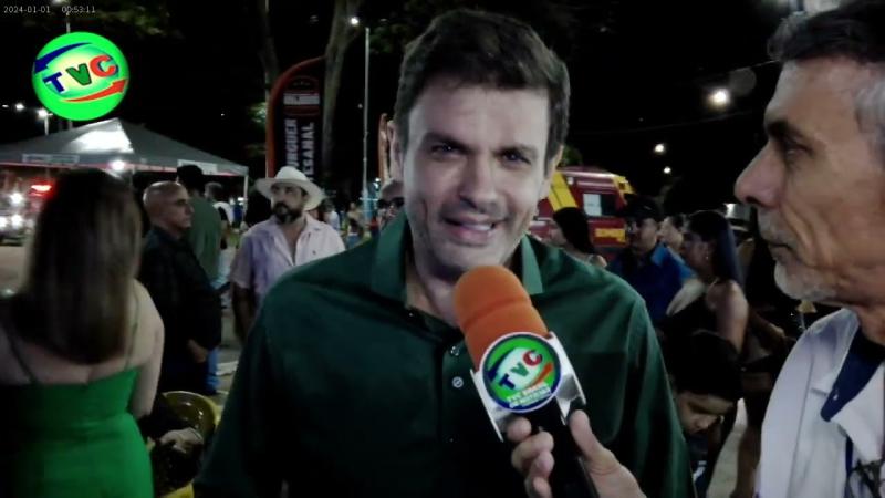 Entrevista com o prefeito Dr. Fabio Oliveira , sua esposa a primeira Dama Gisele Oliveira juntamente do Deputado Estadual ISSY Quinam, ele que mais uma vez se faz presente no município reafirmando seu compromisso com Itapaci 